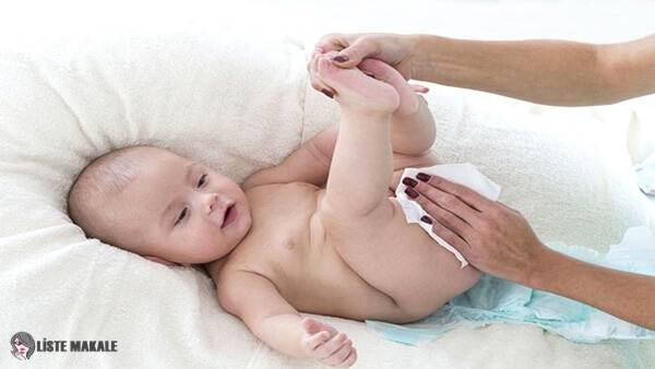 Bebeklerin Altı Nasıl Temizlenir?