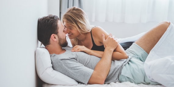 Erkeklerin Sevişirken Duymak İstediği Sözler-Etkisini Anında Görün