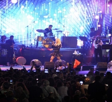 Motofest İrem Derici ve Cenk Eren ile Coştu