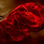 Rüyada Kırmızı Elbise Giymek Ne Anlama Gelir?