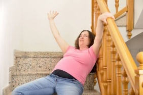 Hamilelikte Düşmek Bebeğe Zarar Verir mi?