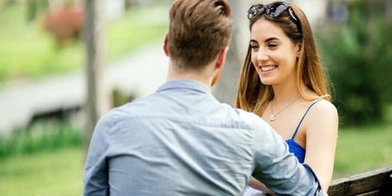 Özgüvenli Erkeklerin Hoşlanma Belirtileri  