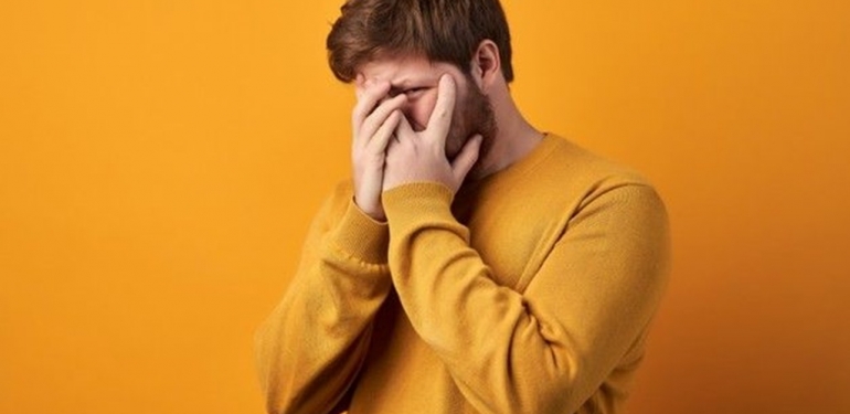 Utangaç Erkeklerin Hoşlanma Belirtileri  