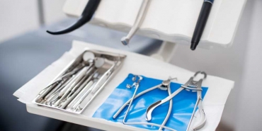 yeni- muayenehaneniz-icin-en-iyi-10- dental-alet