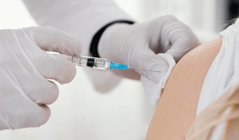 Kız Çocuklarında Rahim Ağzı Kanserine Karşı Aşının Yaşı ve Önemi