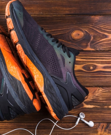 Sokak Modası ve Konforun Buluştuğu Nokta: Erkek Spor Ayakkabı Trendleri