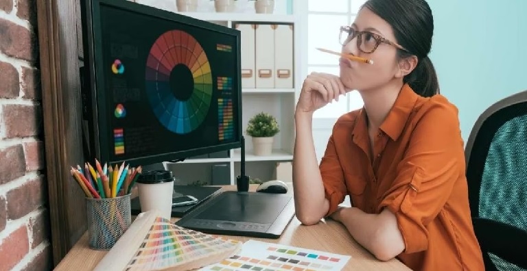 grafik-tasarimci-nasil-olunur-maaslari-ve-kazanci-ne-kadar