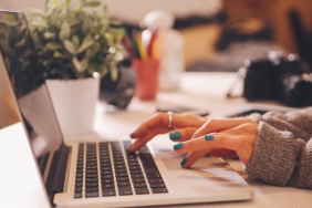 Markalar için Yapay Zeka İçerik Ajanslarının Rolü